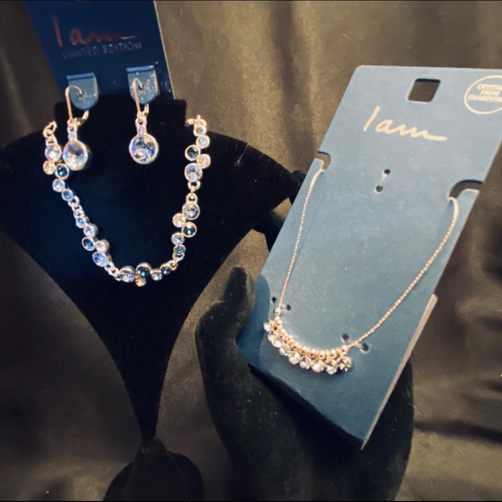 BNWT Limited Edition Swarvorski Jewelry Set - Picture 5 of 8